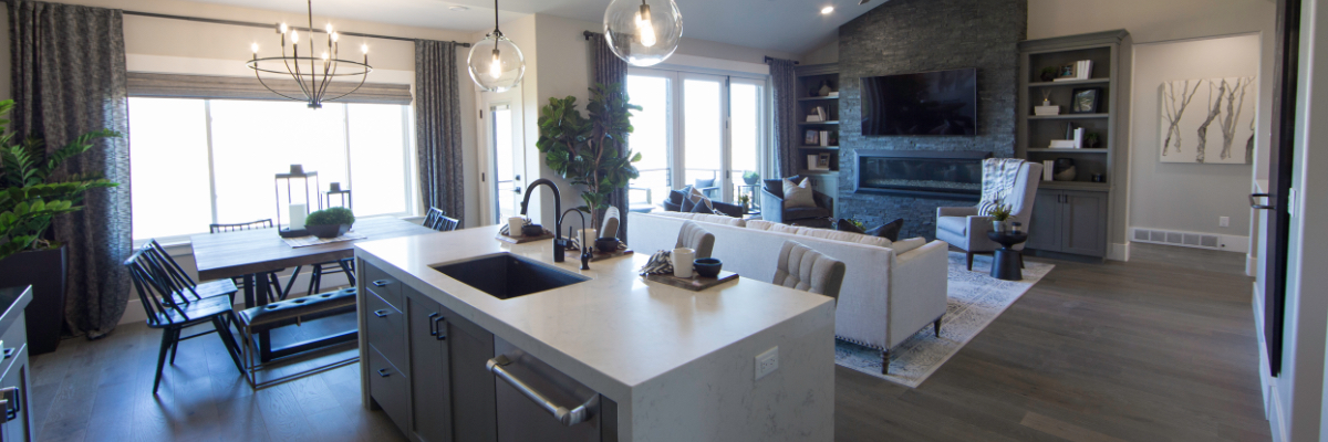 open floorplan in Shoreline home with kitchen and living room